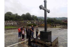 У Братунцу је данас обиљежено 29 година од свирепог убиства осам српских цивила