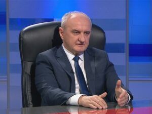  Министар Петар Ђокић