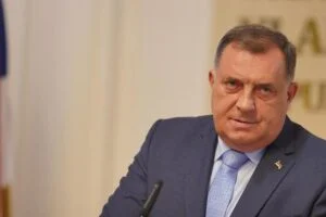 Милорад Додик