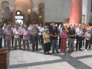 У Београду одржан парастос Србима убијеним у „Олуји“