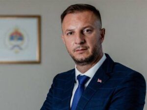 Табле добродошлице у РС