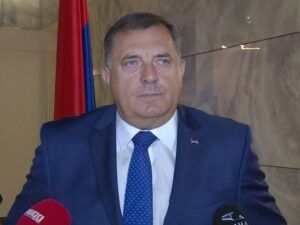 Милорад Додик