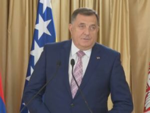 Милорад Додик