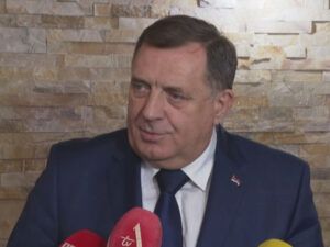 Милорад Додик