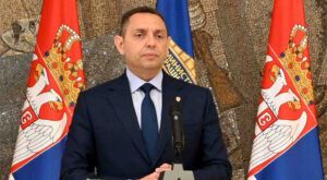 Александар Вулин