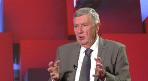 Небоша Радмановић