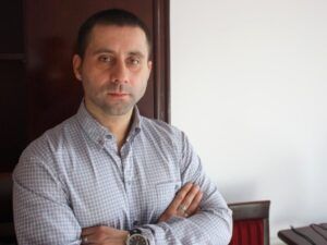 Владе Симовић