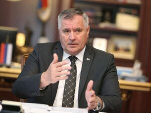 Радован Вишковић