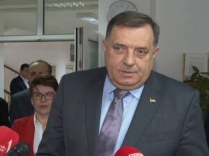 Милорад Додик