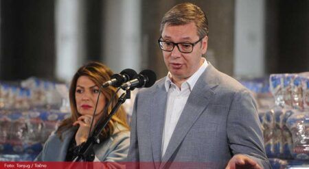 Александар Вучић