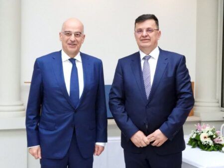 Никос Дендијас и Зоран Тегелтија