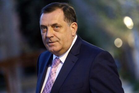 Додик са Лавровом