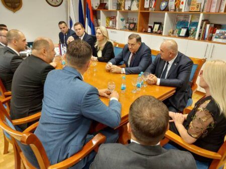 Цвијановић и Додик у Вишеграду