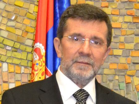 Славенко Терзић