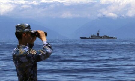 Амерички ратни бродови упловили у Тајвански мореуз