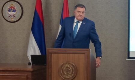 Милорад Додик