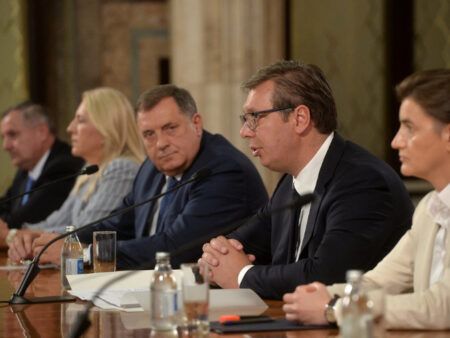 Званичници Српске и Србије