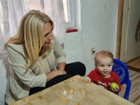 Жељка Цвијановић посјетила породицу Ћирковић