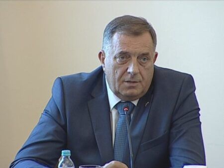 Милорад Додик