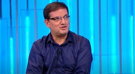 Александар Апостоловски