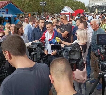 Владо Ђајић