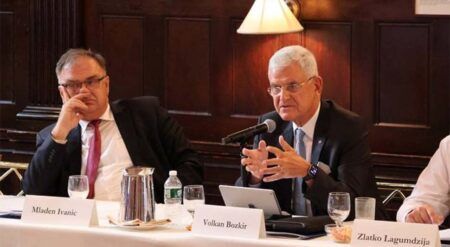 Младен Иванић у Америци