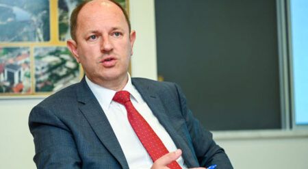 Лука Петровић