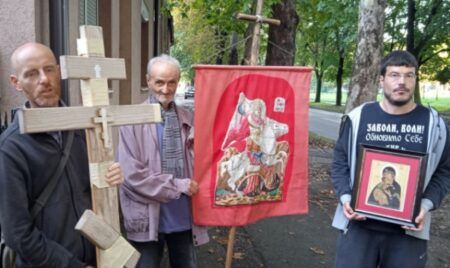 Пет дана пјешачили од Београда до Бијељине