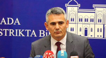 Синиша Милић