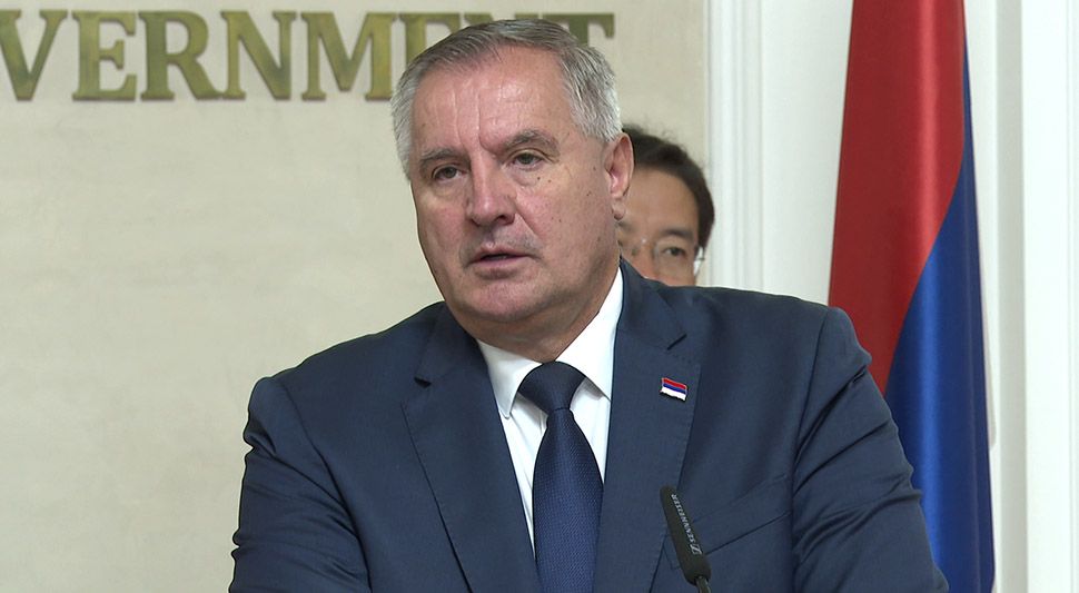 Радован Вишковић