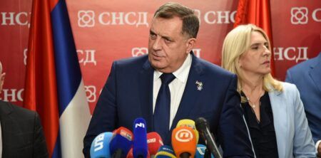 Милорад Додик