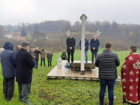 Прњавор - помен за 22 српска цивила-