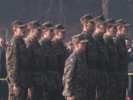 Припадници ОС БиХ