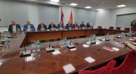 Подршка договору између СНСД-а и ХДЗ-а