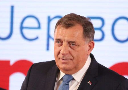 Милорад Додик