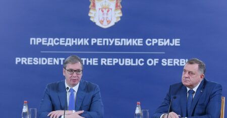 Вучић и Додик