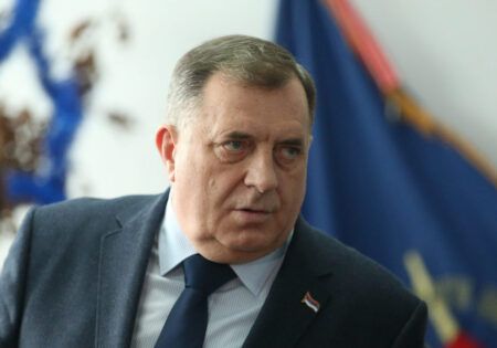 Милорад Додик