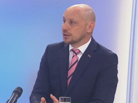 Милан Петковић