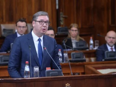 Александар Вучић