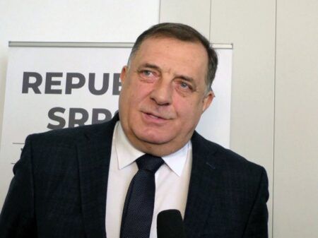 Милорад Додик