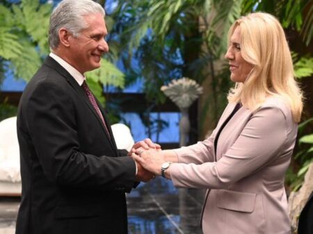 Жељка Цвијановић са предсједником Кубе