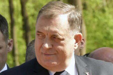 Милорад Додик