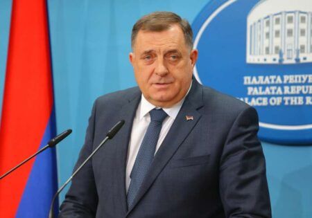 Милорад Додик